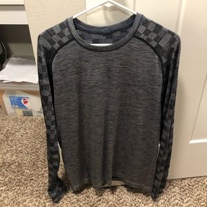 Men’s lululemon long sleeve